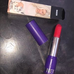 Kylie Matte Lipstick- shade Rager